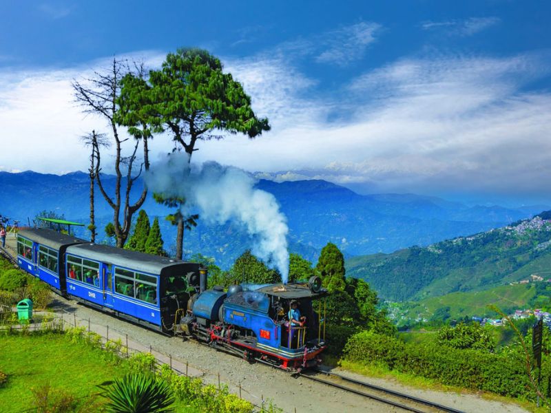 SPLENDOUR HIMALAYA (5 Nights 6 Days) Darjeeling, Pelling,Gangtok