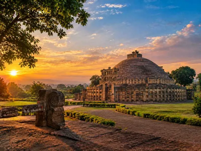 Sacred Trails & Royal Legacies