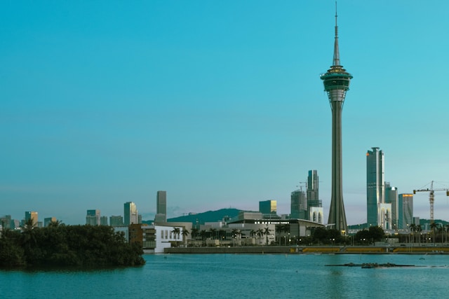 Hong Kong Delight Tour with Macau