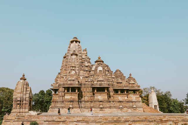 Orchha – Khajuraho Heritage & Cultural Tour