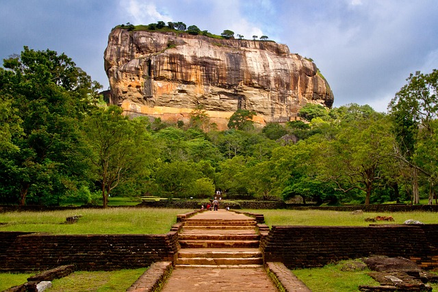 Sri Lanka Heritage & Hills Journey