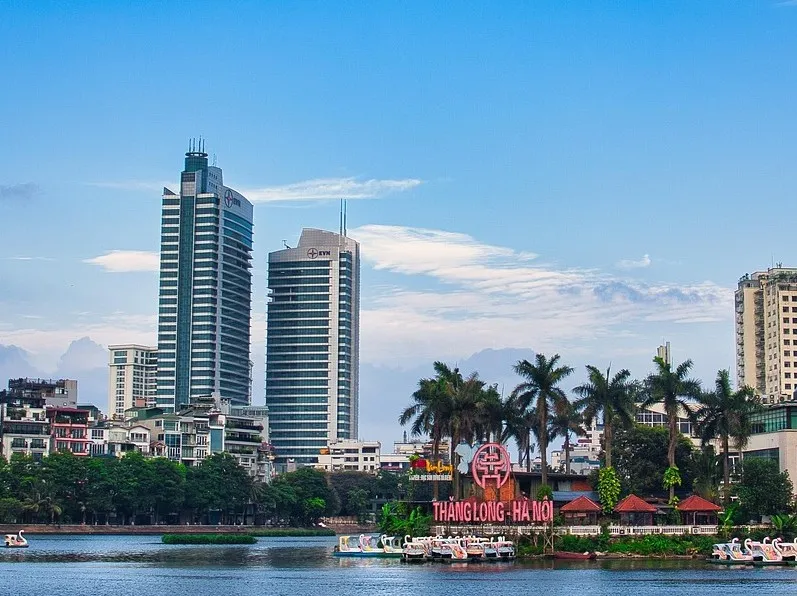 HANOI - HALONG - HO CHI ...