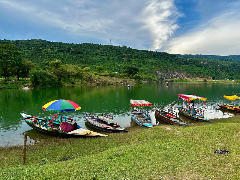 01 Night Shillong – 02 Nights Cherrapunjee – 01 Night Shillong – 01 Night Guwahati