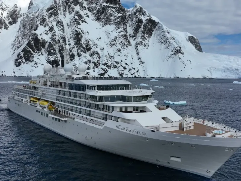 Antarctic Express - The Ultimate Fly-Cruise Expedition