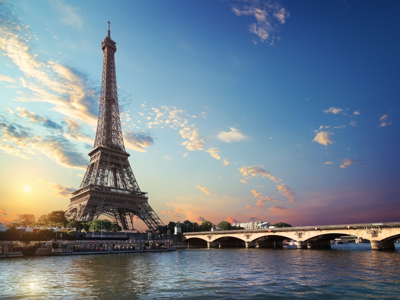 Paris - Switzerland-Venice Private Van Tour