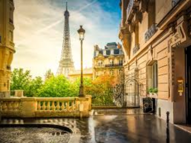 Paris Dream Escape