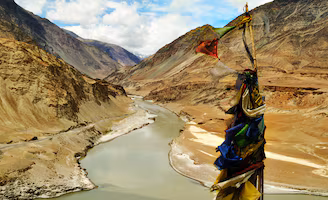 LADAKH FIX DEPARTURE  PURE VEG CUISINE 5N 6D