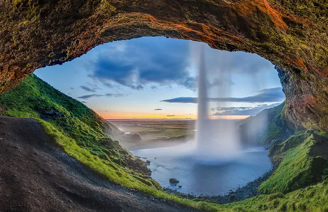 iceland ADVENTURE COVERING THE GOLDEN CIRCLE & SOUTH COAST