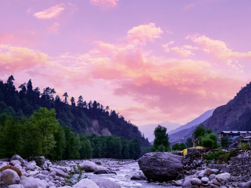 Manali Escape: Mountains, Memories & Magic