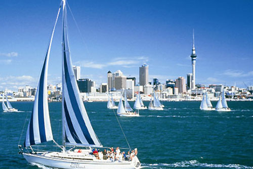 SOUTH ISLAND EXPLORER – GLACIERS, FJORDS & ALPINE DRAMA