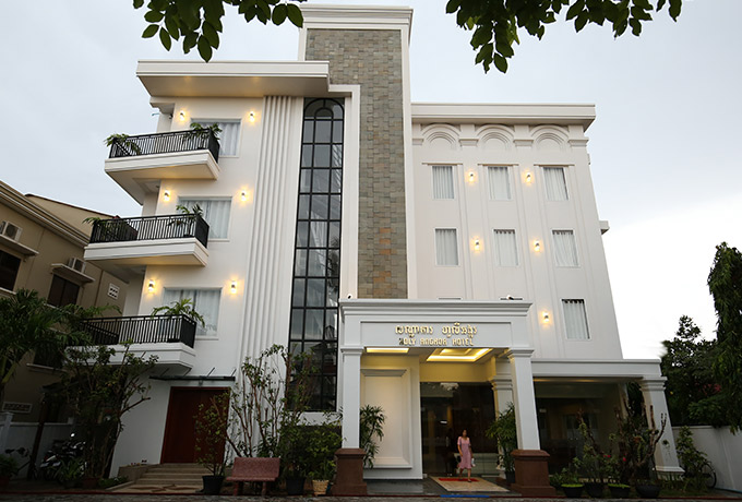 Holy Angkor Hotel